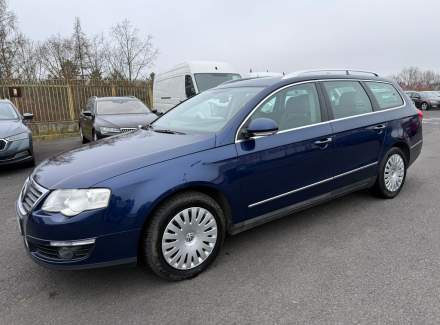 Volkswagen - Passat