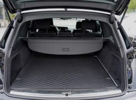 Audi - Q7