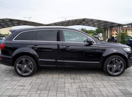 Audi - Q7