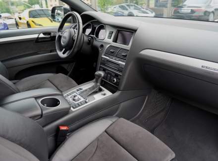 Audi - Q7