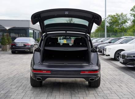 Audi - Q7