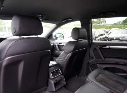 Audi - Q7
