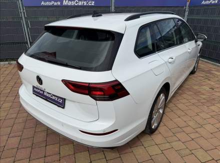 Volkswagen - Golf