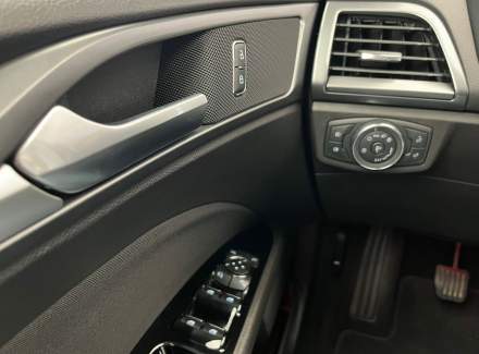 Ford - Mondeo