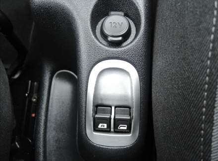 Peugeot - 206
