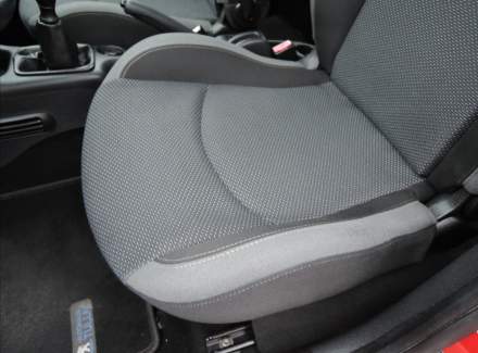 Peugeot - 206