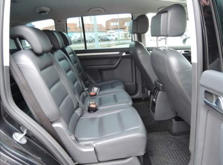 Volkswagen - Touran
