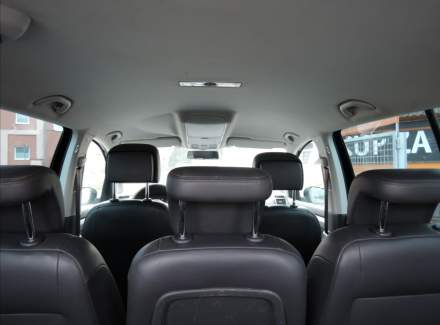 Volkswagen - Touran