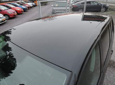 Volkswagen - Touran