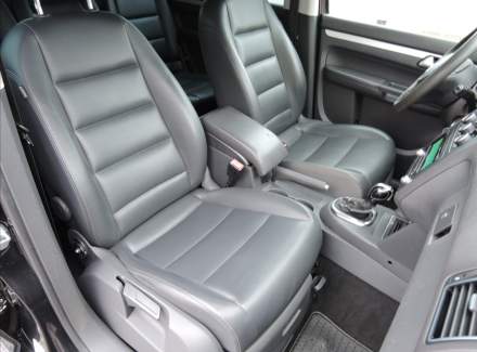 Volkswagen - Touran