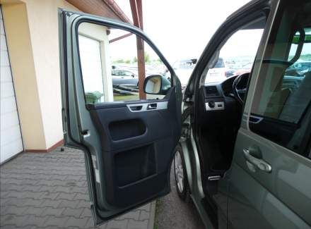 Volkswagen - Multivan