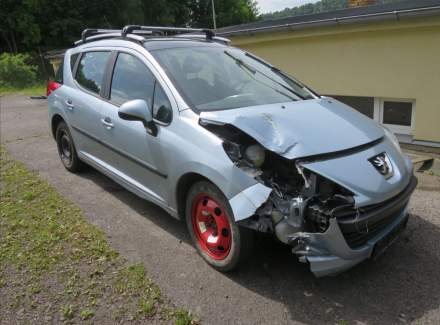 Peugeot - 207