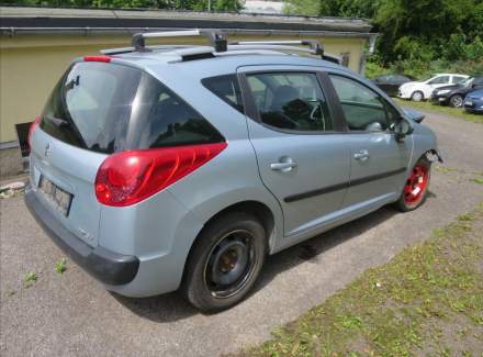 Peugeot - 207