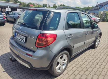 Suzuki - SX4