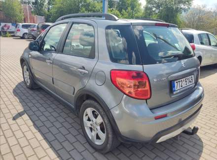 Suzuki - SX4