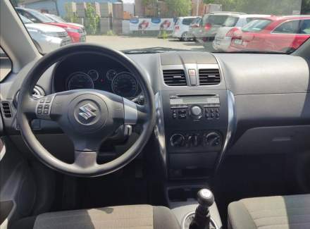 Suzuki - SX4