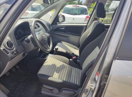 Suzuki - SX4