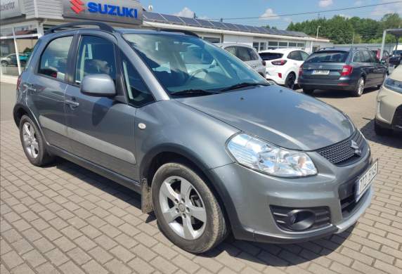 Suzuki - SX4