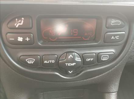 Peugeot - 206