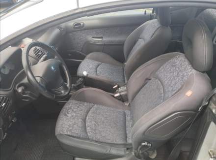 Peugeot - 206