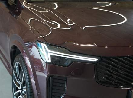 Volvo - XC90