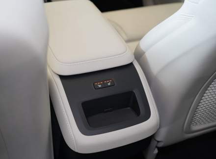 Volvo - XC90