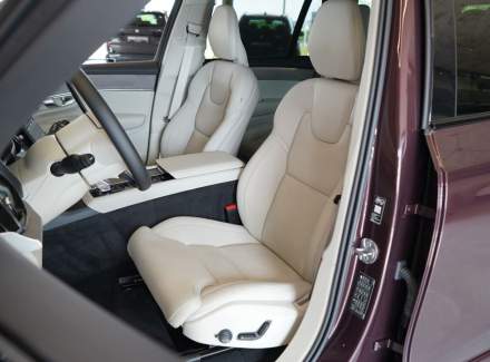 Volvo - XC90