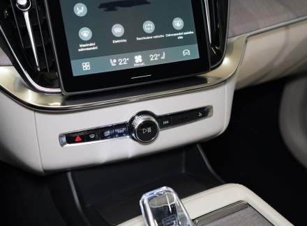 Volvo - XC90