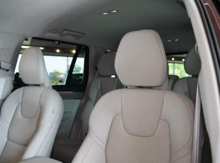 Volvo - XC90