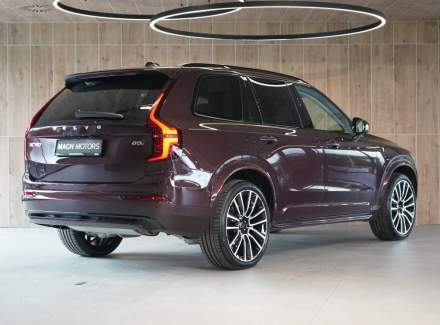 Volvo - XC90