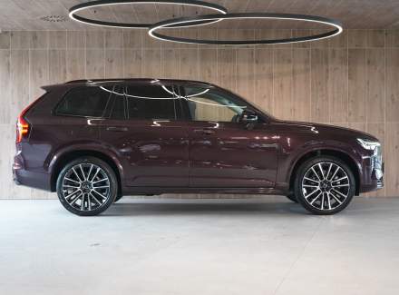 Volvo - XC90