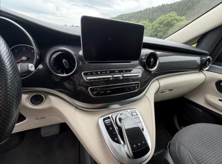 Mercedes-Benz - V-class