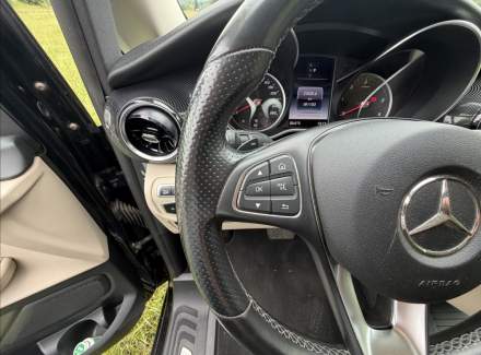 Mercedes-Benz - V-class