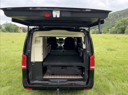 Mercedes-Benz - V-class