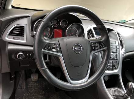 Opel - Astra