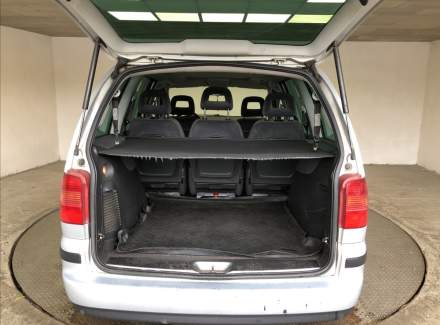 Volkswagen - Sharan