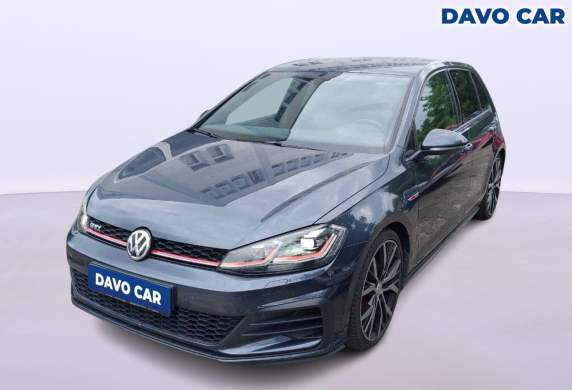 Volkswagen - Golf