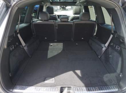 Mercedes-Benz - GLS