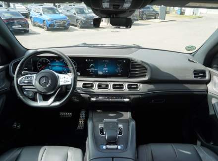 Mercedes-Benz - GLS