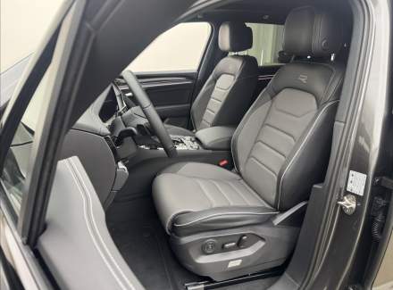Volkswagen - Touareg