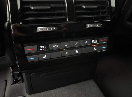 Volkswagen - Touareg