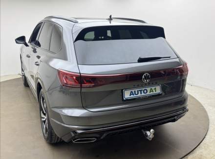 Volkswagen - Touareg