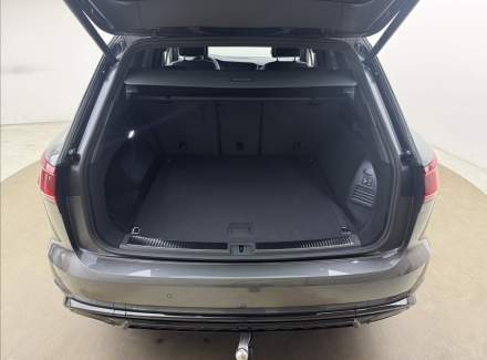 Volkswagen - Touareg
