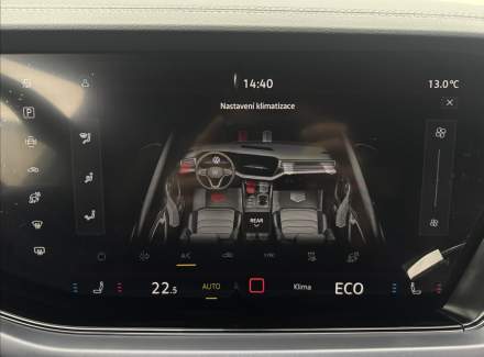 Volkswagen - Touareg