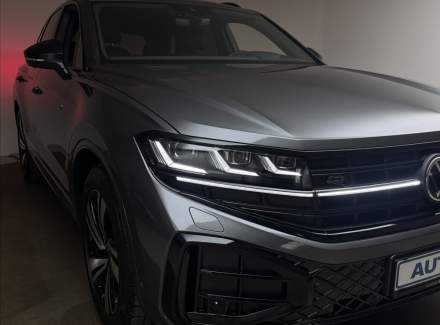 Volkswagen - Touareg