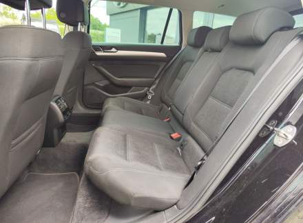 Volkswagen - Passat