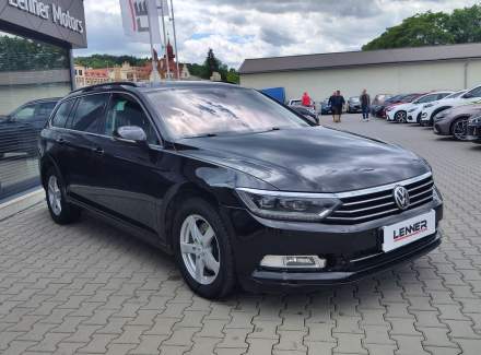 Volkswagen - Passat