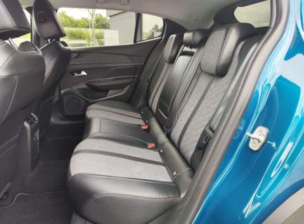 Peugeot - 408