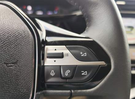 Peugeot - 408