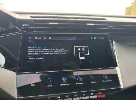 Peugeot - 408